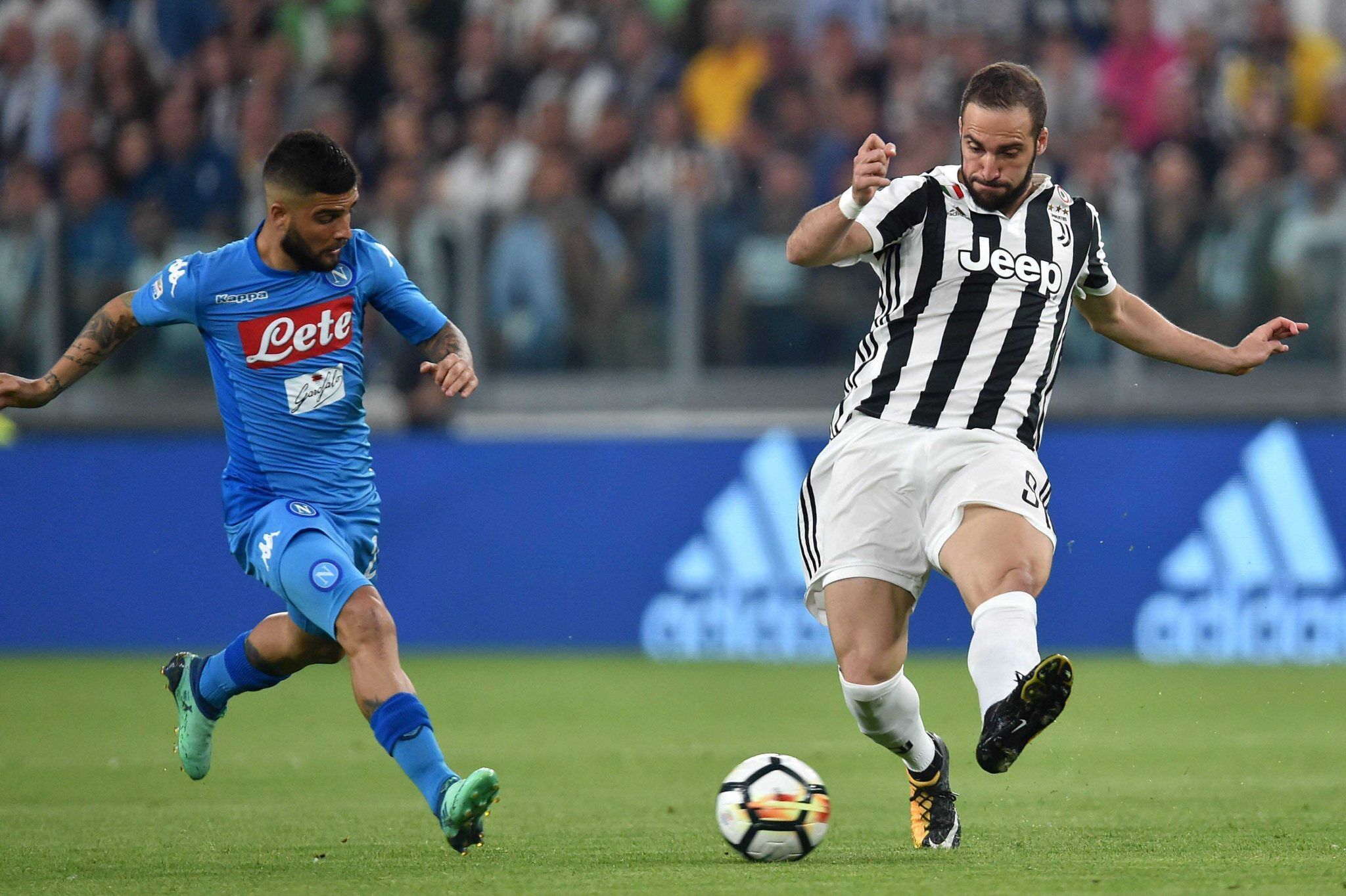 与罚球线上 与罚球线上