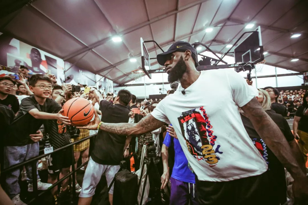 抬手干扰 抬手干扰