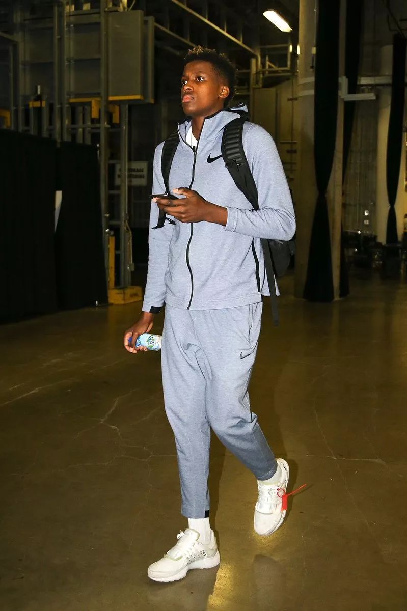 轮换常以F 轮换常以F